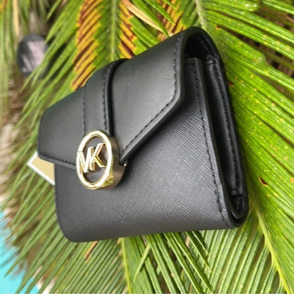 MICHAEL KORS CARMEN MEDIUM LOGO AND FAUX LEATHER WALLET BLACK - Picture 11 of 16